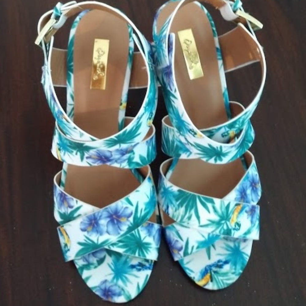 Quipid Tropical Print Peep Toe Stacked Heels